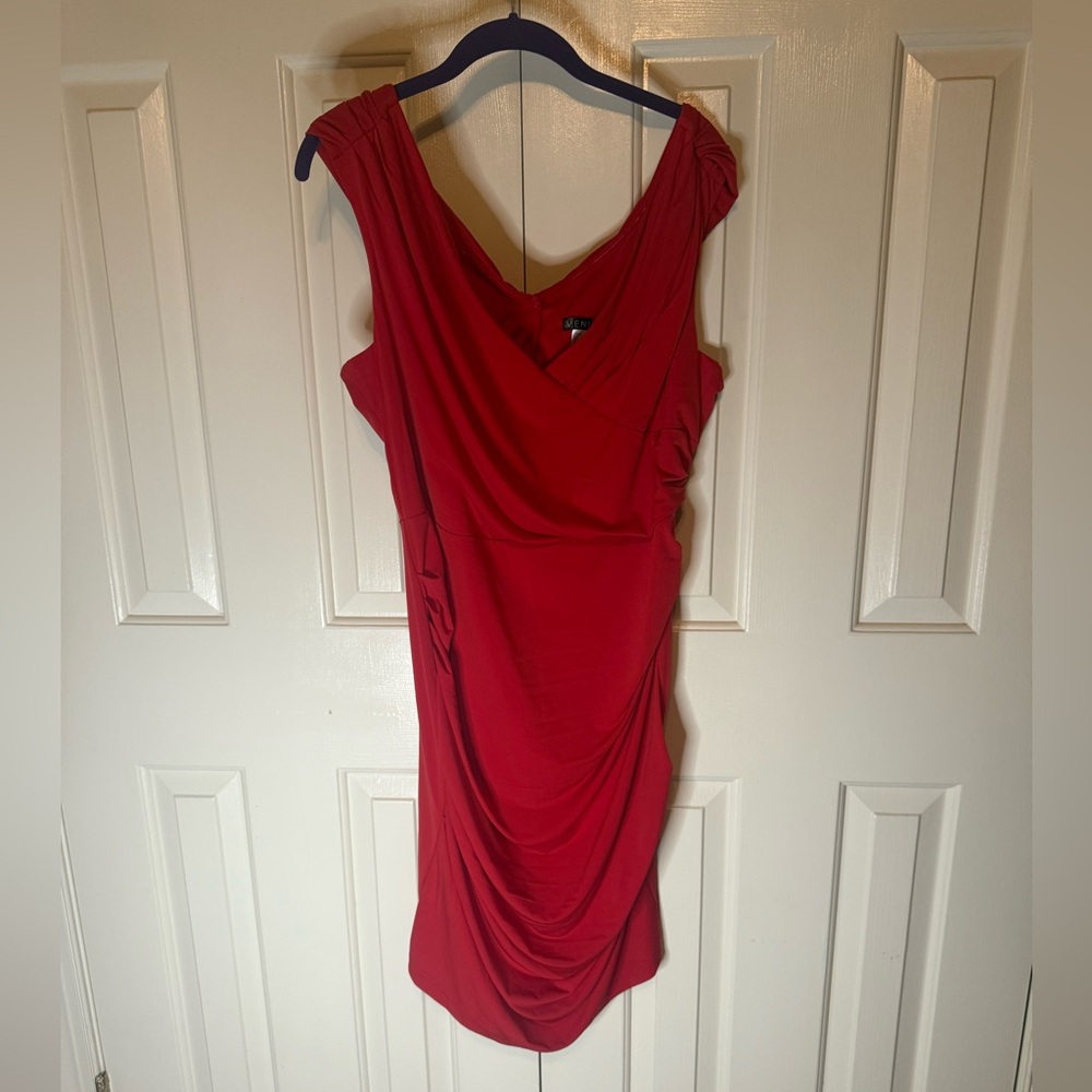VENUS red dress